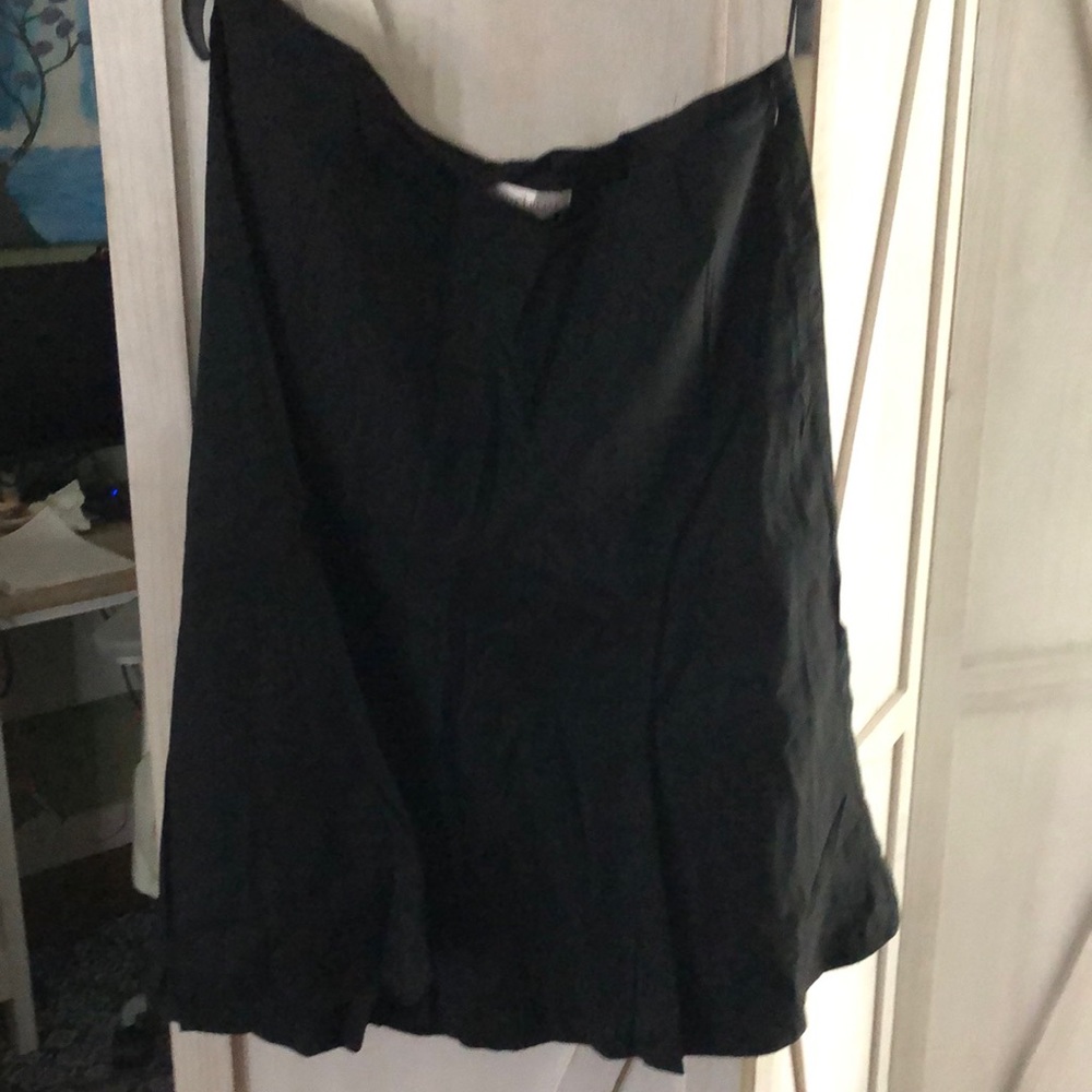 White House Black Market Skirt
